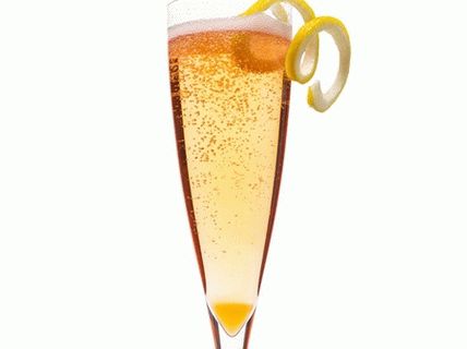 Aperol Spritz-koktejl se šampaňským a hořkou