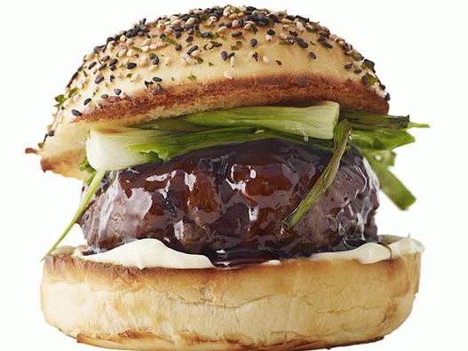 Hamburger s omáčkou Hoisin (č. 23)