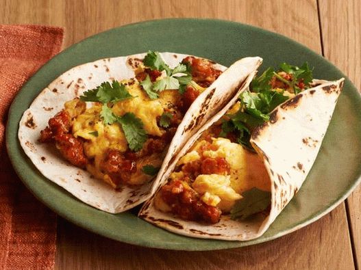 33. Tacos s vejcem a chorizem