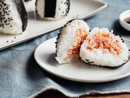 Onigiri sushi (rýžové koule)