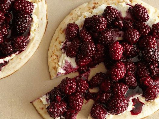 Photo Blueberry Pizza