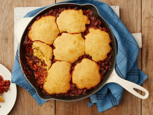 Fotografie z Chile na pánvi s kukuřičným chlebem