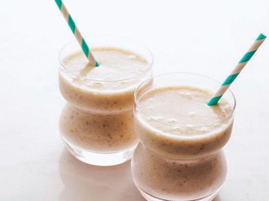 Foto dietní banánový koktejl