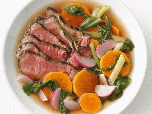 Photo Hovězí maso se sladkým bramborem ve voňavém vývaru