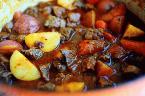 Dušené hovězí maso: Některé recepty