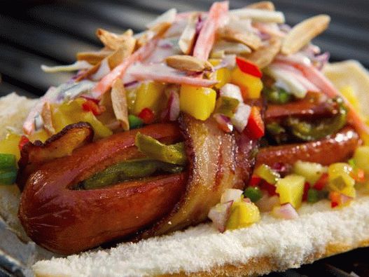 Photo, hot dog, s, klobása, do, slanina, a, ananas, zálivka