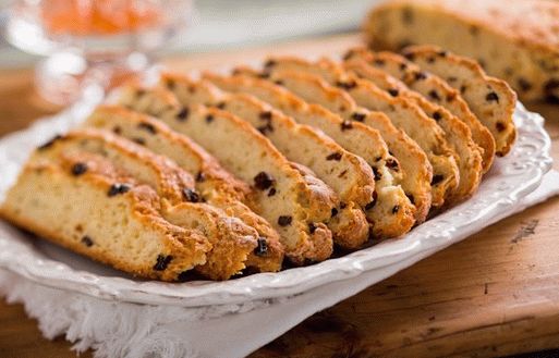 Foto irský sodový chléb s rybízem