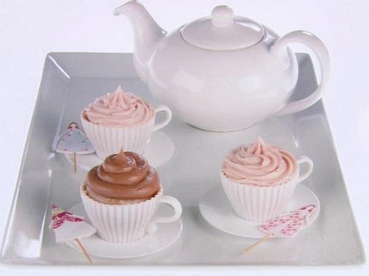 Foto cupcakes s jahodovou náplní