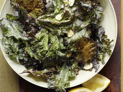 Foto zelné lupínky s česnekem