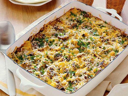 Foto bramborový kastrol s houbami