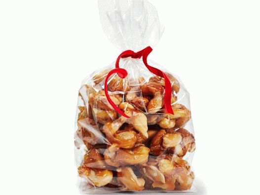 Foto kešu v karamelu