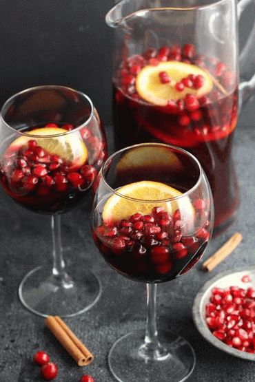 Foto červená Sangria s alkoholem