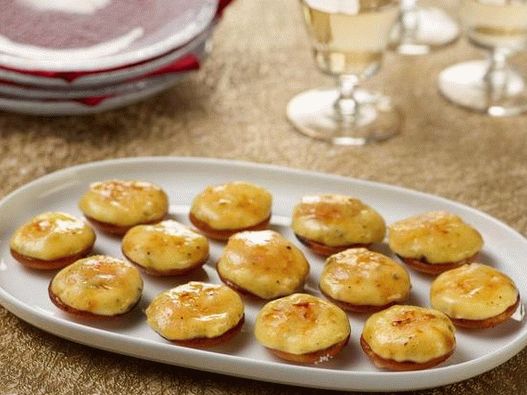 Fotka z Tiny Creme Brulee Pastries