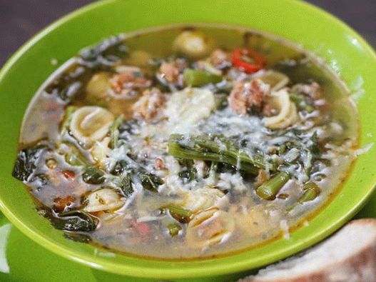 Foto jídla - věci s mletým masem a rapini