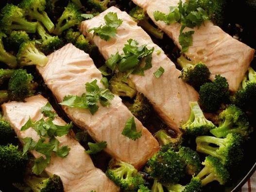 Losos s brokolicí Losos s brokolicí