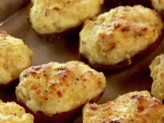 Miska Fotografie - dvakrát pečené mladé brambory