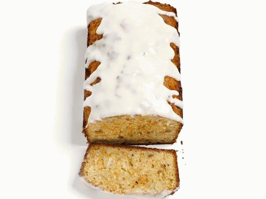 Photo Mrkvový chléb s lískovými oříšky, kokosovou polevou a smetanovým sýrem