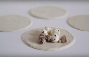 Koláče s mozzarellou a kuřecím masem - 3