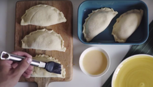 Koláče s mozzarellou a kuřecím masem - 4