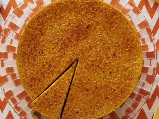 Tvarohový tvarohový koláč s creme brulee