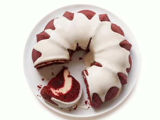 Photo Festive Bundt Cupcake