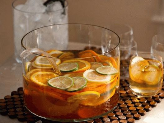 Foto - Sangria z bílého vína