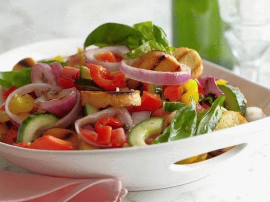 Panzanella na grilu