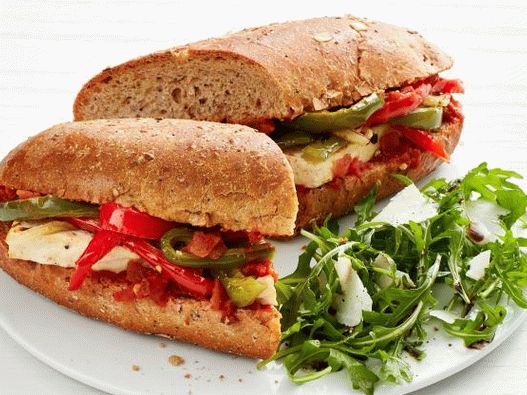 Photo Sub Sandwich s tofu, cibulkou a pepřem