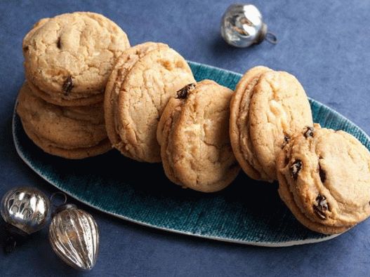 Foto, sendvič, sušenka, s, třešně, běloba čokoláda, a, mandle, vrstva