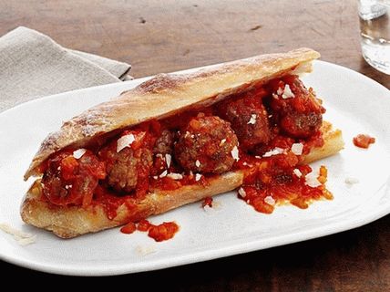 Photo Meatball Sandwiches