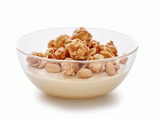 Foto krémová pudink s karamelovým popcornem