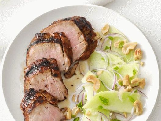 Foto grilovaná vepřová panenka s melounovým salátem