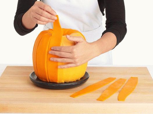 Halloween cukroví kbelík dort Halloween cukroví kbelík dort