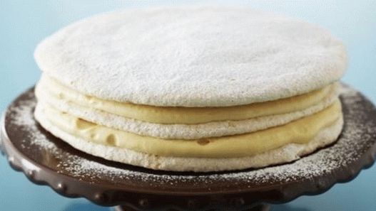 Foto dort s pusinky a ořechy