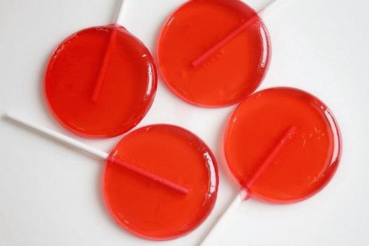 Foto třešňové lízátka