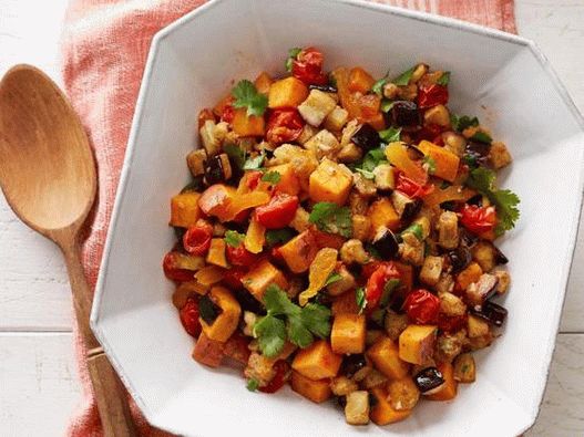 Foto pečené sladké brambory v Maroku